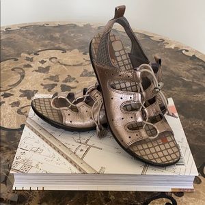 Ecco sandals